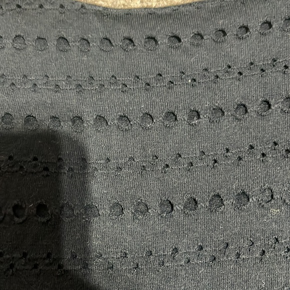 Eyelet peplum top - Picture 3 of 4